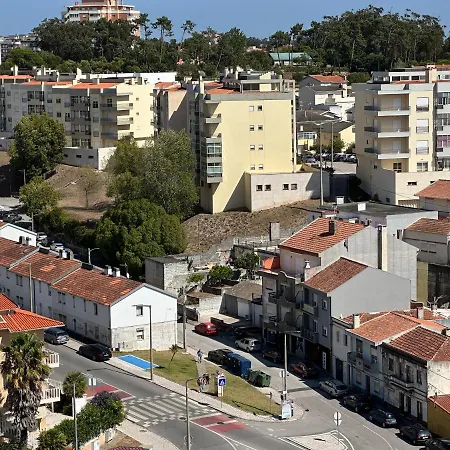 Cozy T2+1 2 Minutes From The Beach *