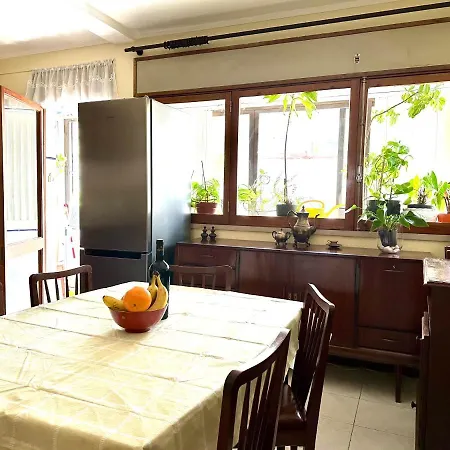 Cozy T2+1 2 Minutes From The Beach